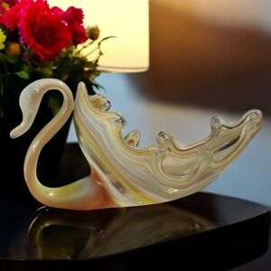 Vintage Hand Blown Art Glass Swan Mid Century Modern